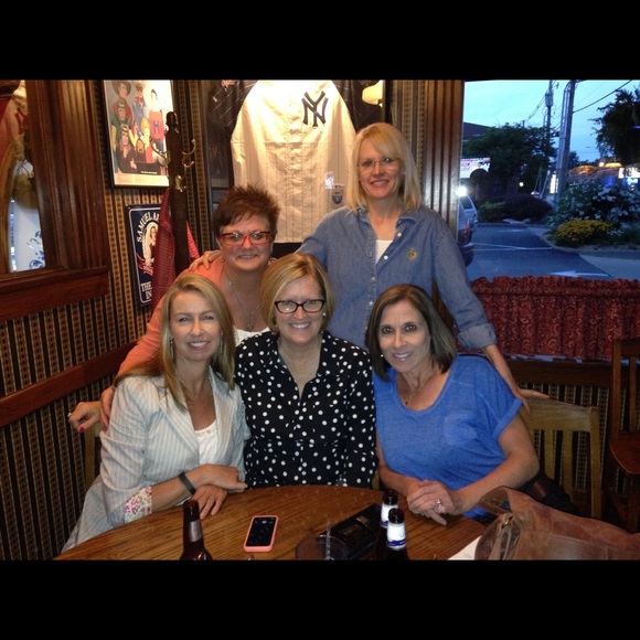 Meet your Posher, Stephanie - Picture 6 of 8